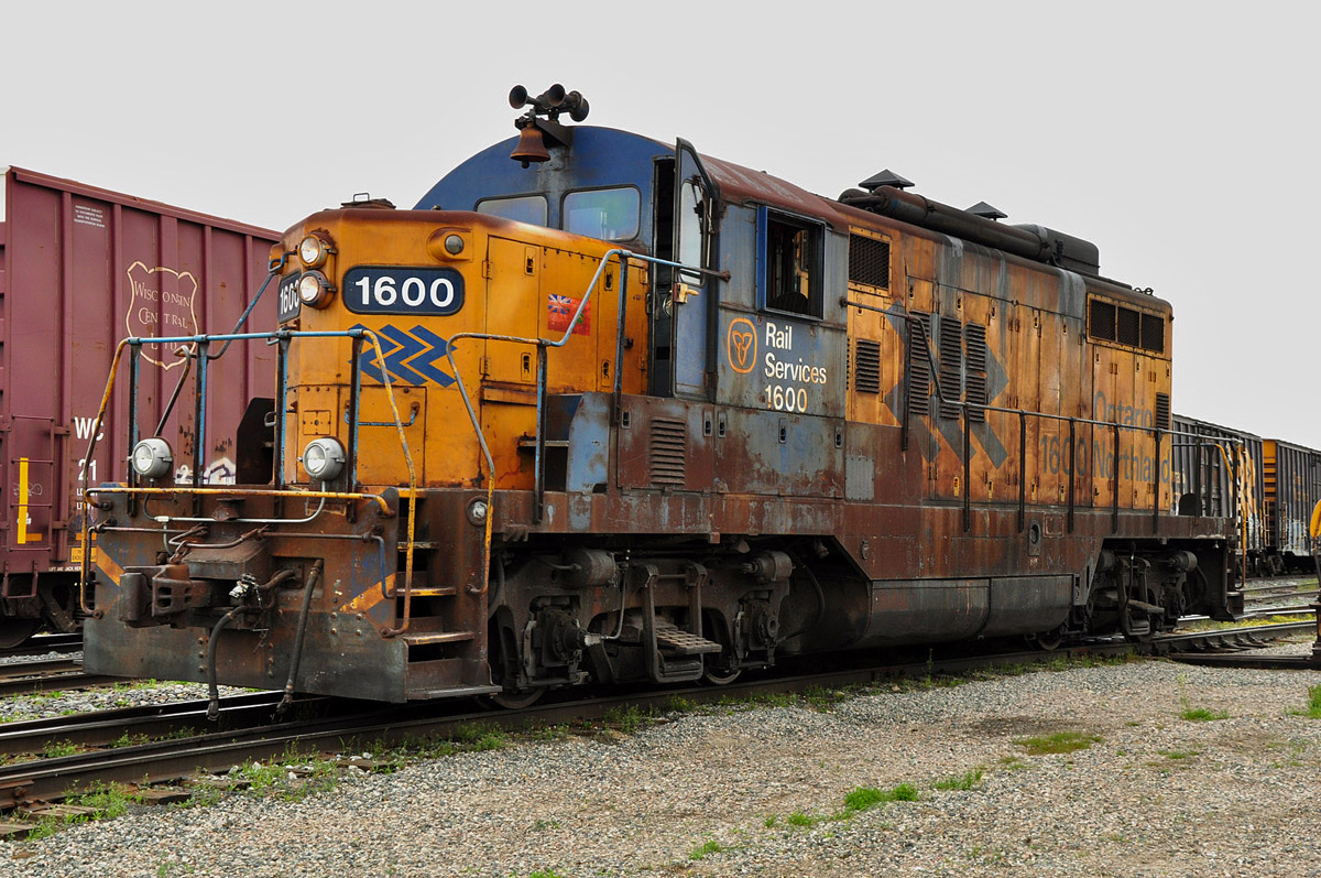 It looks as if it came from the scrapyard. But it sounds perfekt!