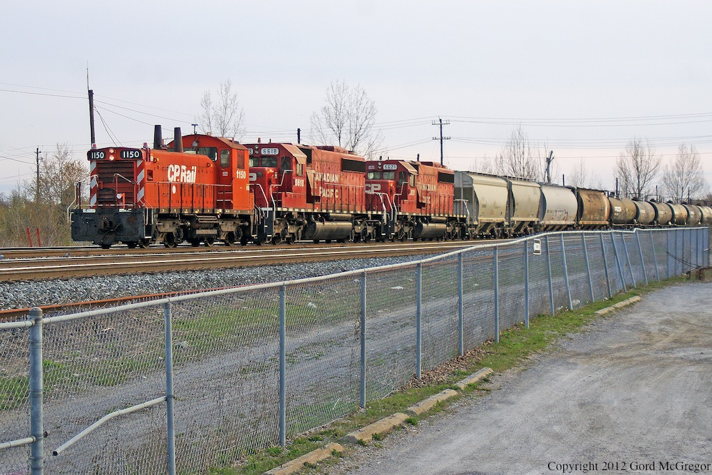 Idle yard operations sit at the western edge of the yard in Chinatown.