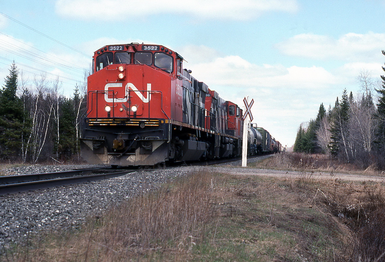 CN 307 with 3 M-420s 2 miles west of Lemieux.Those 3500s are on borrowed time.