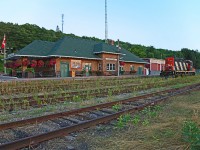 just a couple of minutes after the sun dipped below the treeline on the far side of Hunter's Bay CN 4132 sits tied down for the night awaiting its call to duty hauling train 595 south to Longford Mills the next morning.