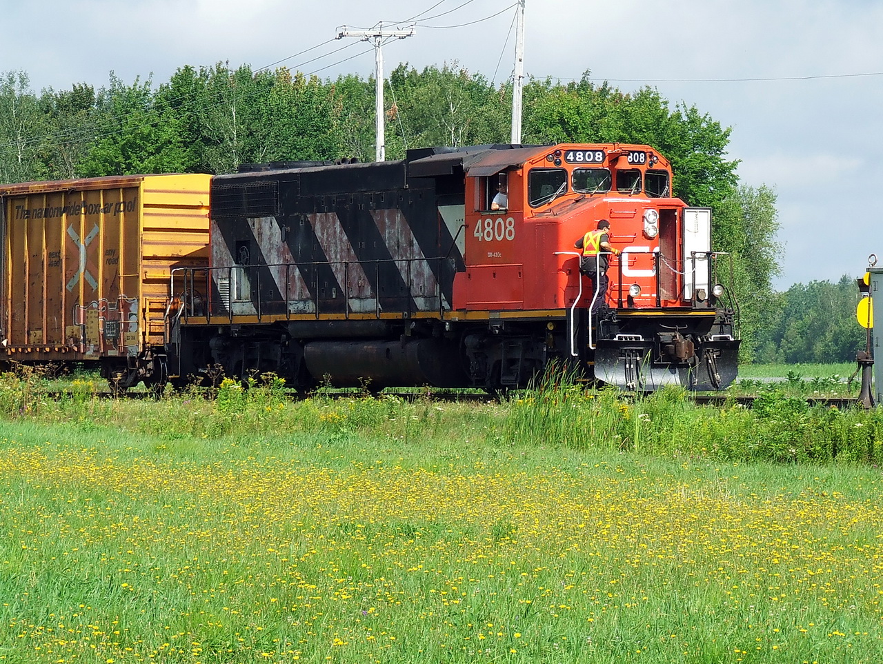 CN 514 just completed its switching job on the Becancour  sub at Aston,Hi ball for Drummond.