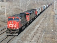 A CN westbound rolls through Beachville, Ontario en-route to London and Sarnia.