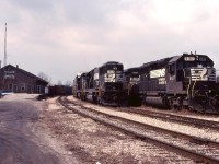 Power for the NS operation in Southern Ontario awaits the call for duty, one set operated to Windsor and the other to Buffalo.