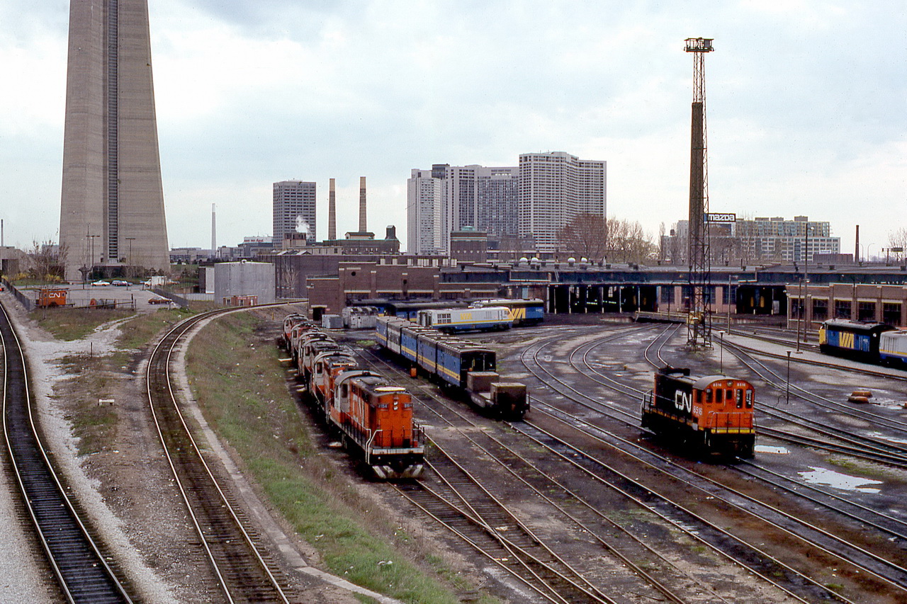Fewer employees during the week end,we only see locos.