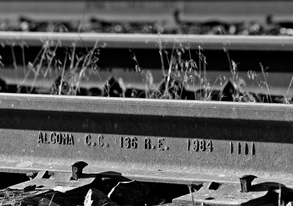 Rolled out 28 years ago and handling over 30 million gross tons a year if not more during her time span in service, this stretch of rail is the life line of the railway linking the Atlantic to the Pacific and the Gulf of Mexico.