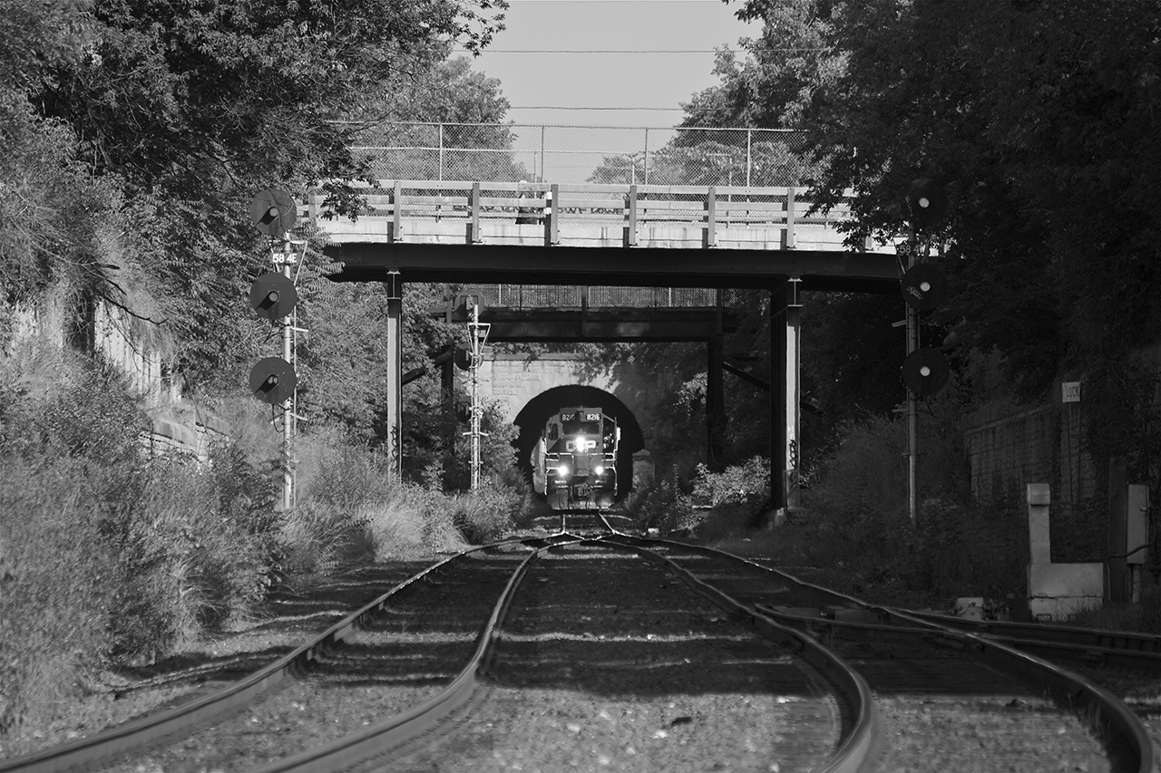 CP 8216 pops out of the tunnel at Hunter Street as it approaches Aberdeen Yard.