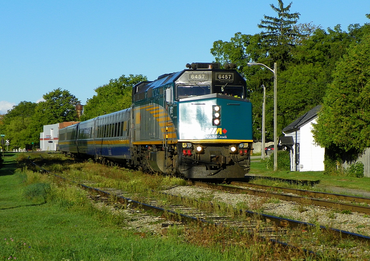 Saturday morning sidewalk - VIA (F40PH-3)6457 arr Stratford ON 8.36am Sat Sept 15th 2012 - f5.0 x 111mm - First time this year recording 6457.