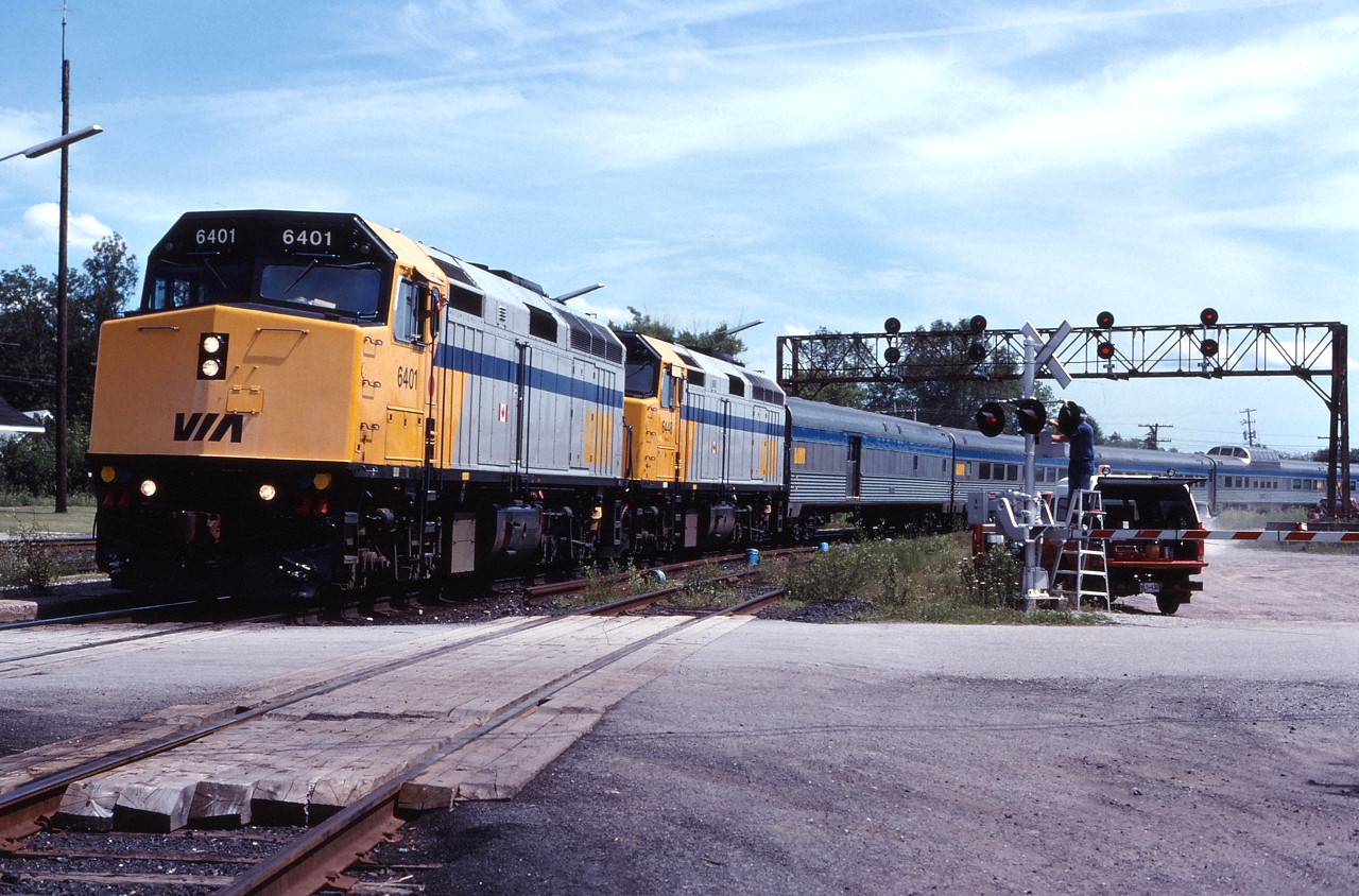 VIA #1 departs Washago for Vancouver