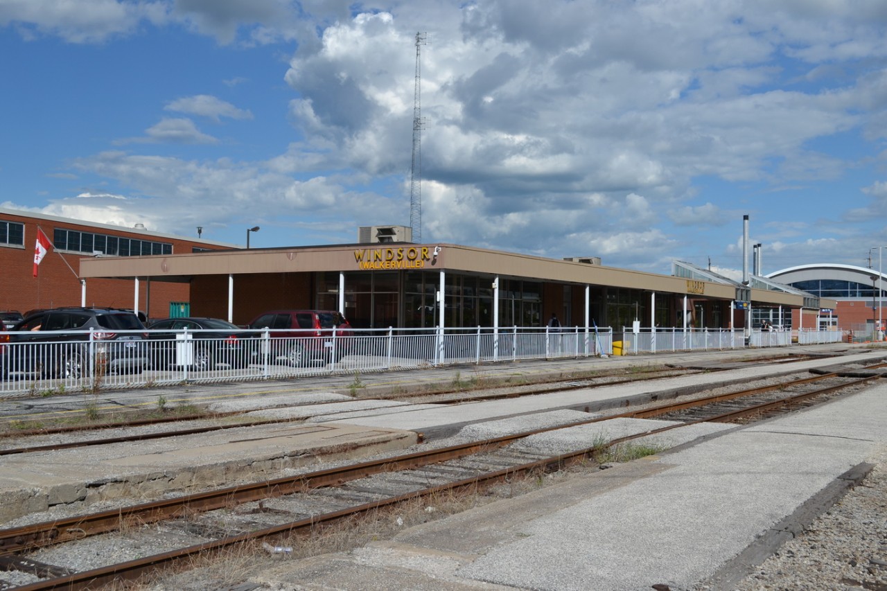 VIA Windsor (Walkerville) Station, enjoying the Sun, on its last couple days of Service, after holding this location for just over 50 years, as a temporary Station for CNR back in the 60s.