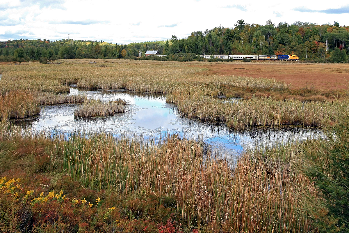 ONR 698 pulleed by 1809 passes the old section house at Scotia Junction with just five days of scheduled Northlander train service remaining.