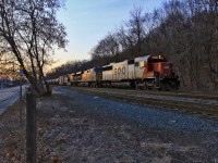 SOO 6029 leads 627 into the yard at Kinnear with a pair of CSXT GE ES40DCs trailing.