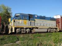  The odd time CP’s 7300 series GP38-2′s venture from their normal stomping grounds of the easter USA to Winnipeg, mostly for heavy repairs. Of those few units, three exist in the “fallen flag” Delaware & Hudson livery: 7303, 7304 and 7312. 7312, in the most accurate representation of the livery, had to head up to Weston shops in Winnipeg MB for front drawbar work. After getting skunked in a night chase north to Alliston with D&H 7312 in the lead, a chance for redemption came up. Enroute back to New York, D&H 7312 had come back down to Ontario for delivery home, trailing in 254′s consist. With last-minute word of the train departing Toronto and a work block closing part of the line for repairs, your humble narrator was able to make it down to Streetsville with time to spare, to catch CP #254 rolling through town with the very sharp looking D&H 7312 heading back home.