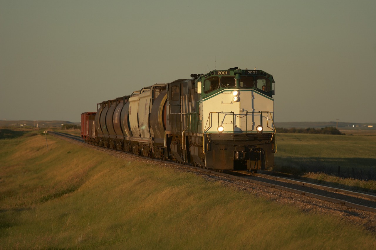 Great Western M420 2001 heads into the setting sun