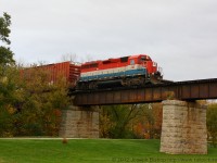 RLK 4057 has entered the Caledonia Bridge doing the restricted speed of 10mph.  