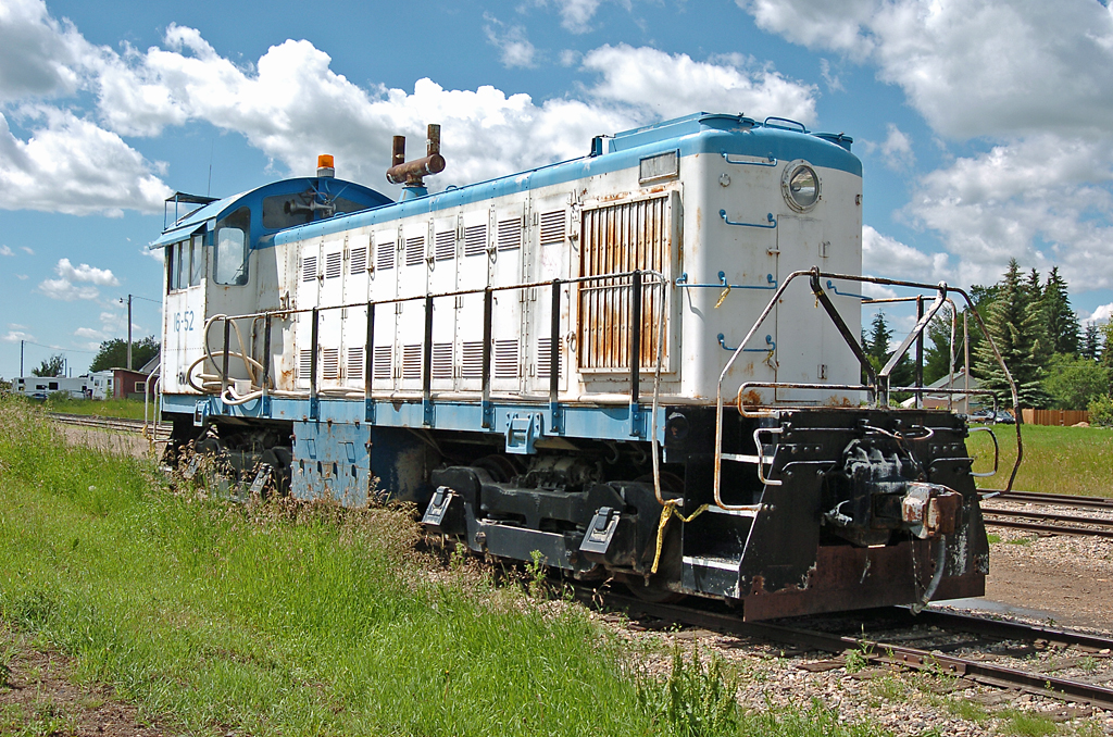 In July 2010, the Rocky Mountain Rail Society received this MLW S-3 which until July 2002 had been working at the Lafarge Canada plant at Exshaw, AB. Its place was taken by a GP10 less than four years younger.
