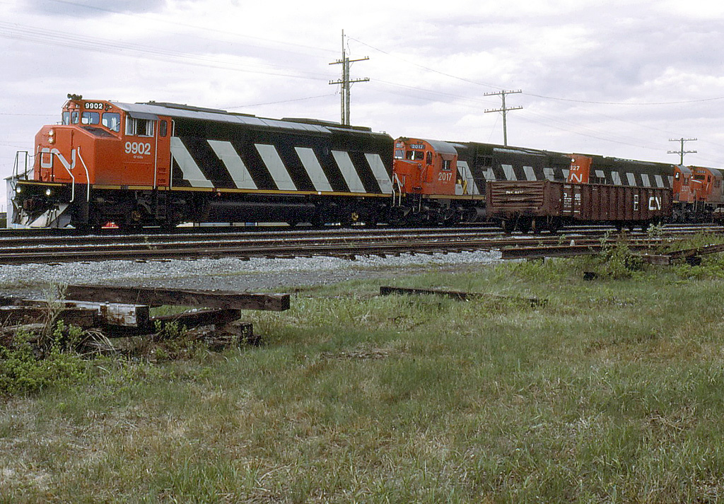 CN 207 is trying the latest power acquired wearing a temporary road No,will become 5502 later.