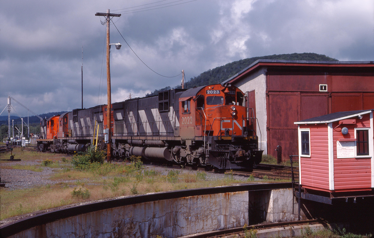 CN 2023 idles beside the turntable in Edmunston