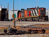Not often do you find a gun boat in yard action but when you do, you'll always find one working in Oakville. My designated yard power takes a short break from spotting the bucks at the Ford Assembly Plant in Oakville, Ontario.