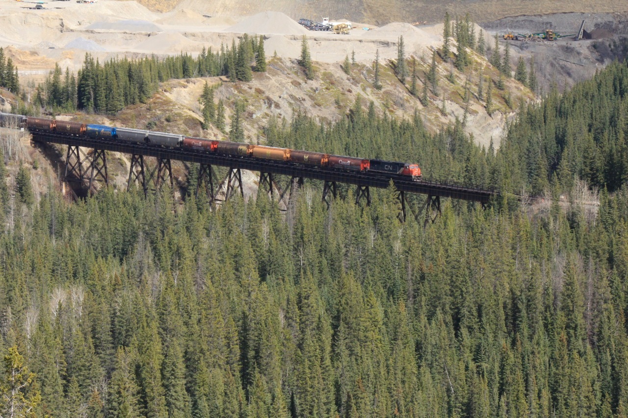 CN A41151 with 5650 crosses the Prairie Creek trestle just west of the town of Hinton in the foothills.
