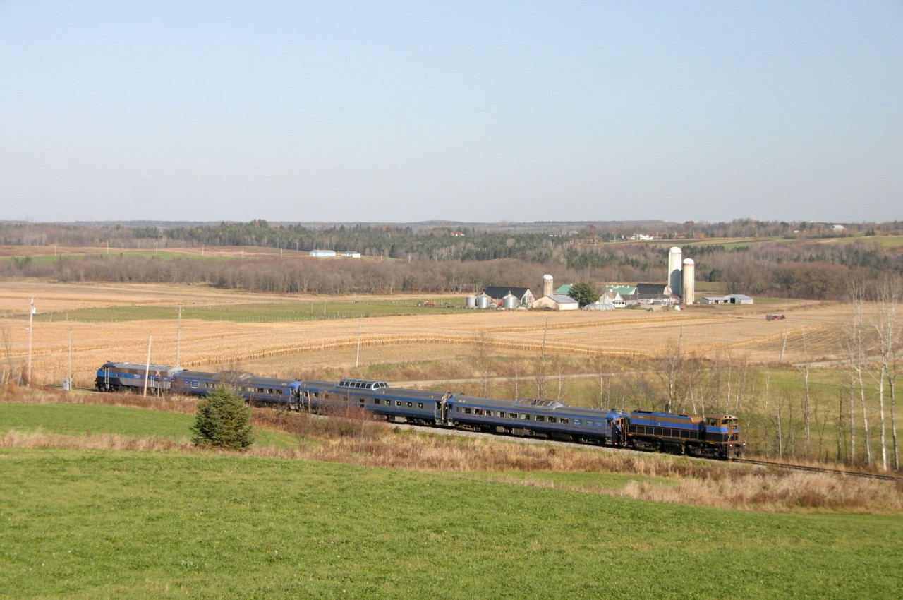 The Orford Express in the heart of the Coaticook valley , bound to Coaticook !