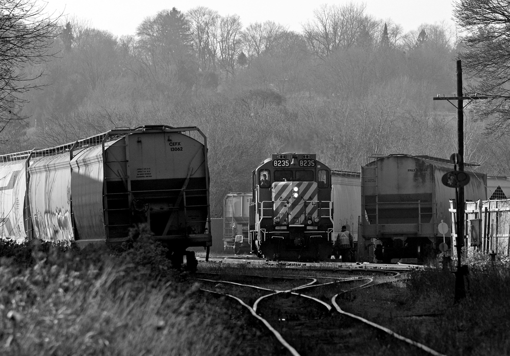 What may look like a CPR unit from the front is in reality OSRX 8235 (ex CP 8235), she and her recently acquired CPR sister OSRX 1210 (ex CP 1210) still in Canadian Pacific colours and lettering work out on switching PDI at the south end of town before heading back to the junction where they call home for the night.