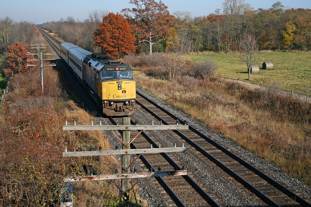 VIA 6427 with Toronto to Sarnia train 85 approaches the Franks Lane bridge at mile 5.8 on the CN's Strathroy Sub November 5, 2008.