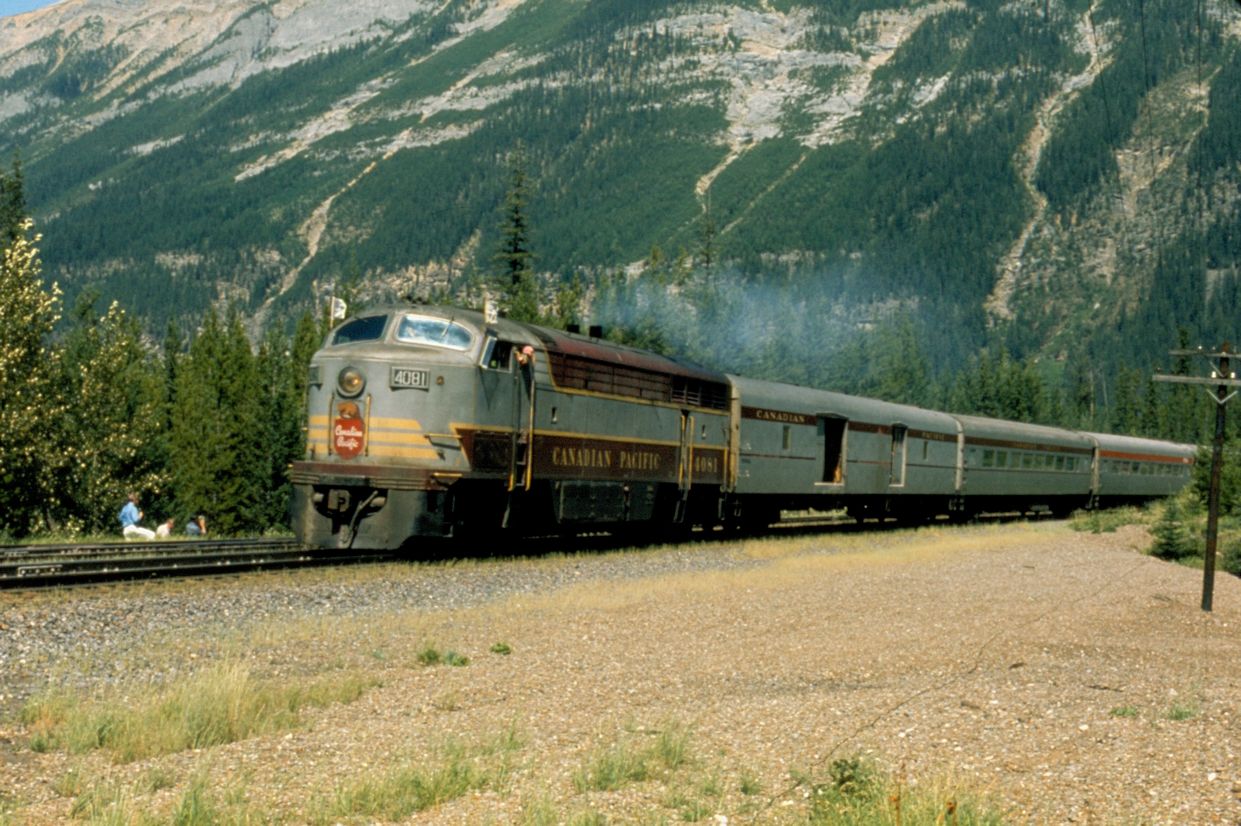 CP CFA16-4 4081 leads a special railfan excursion just east of the famed Spiral Tunnels in Yoho National Park. This excursion from Calgary to Field, BC was conducted as part of the 1971 model railway convention in Calgary. Photo by the late Andy J. Broscoe.