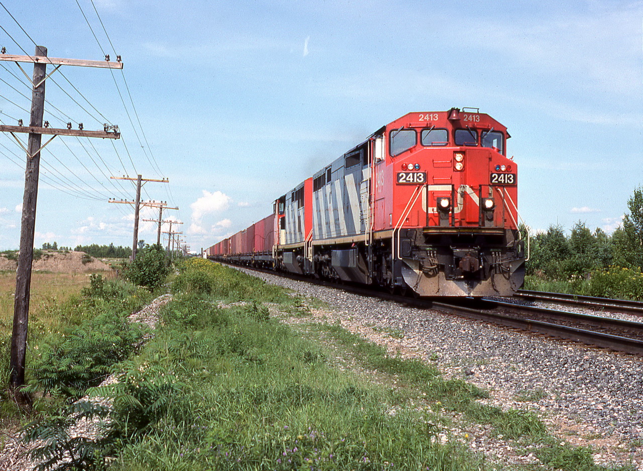 CN 207 is one of 8 intermodals in those years compared to 2 to-day on the Drummond.