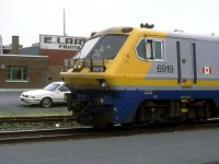 VIA 22 makes its stop here 1h6m after leaving Mtl.