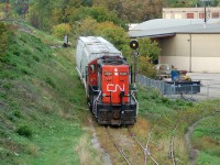 587 heads down the Burford Spur with two cars in tow for Ingenia