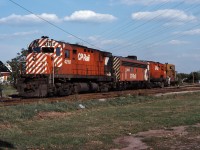 CP 4218, CP 4442 amd CP 4207 just came in on the Starlight from Toronto.