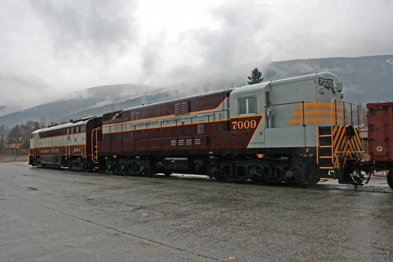 Although not originally a CP unit, this unit joins the CP 4104 for eventual display in Nelson, BC.