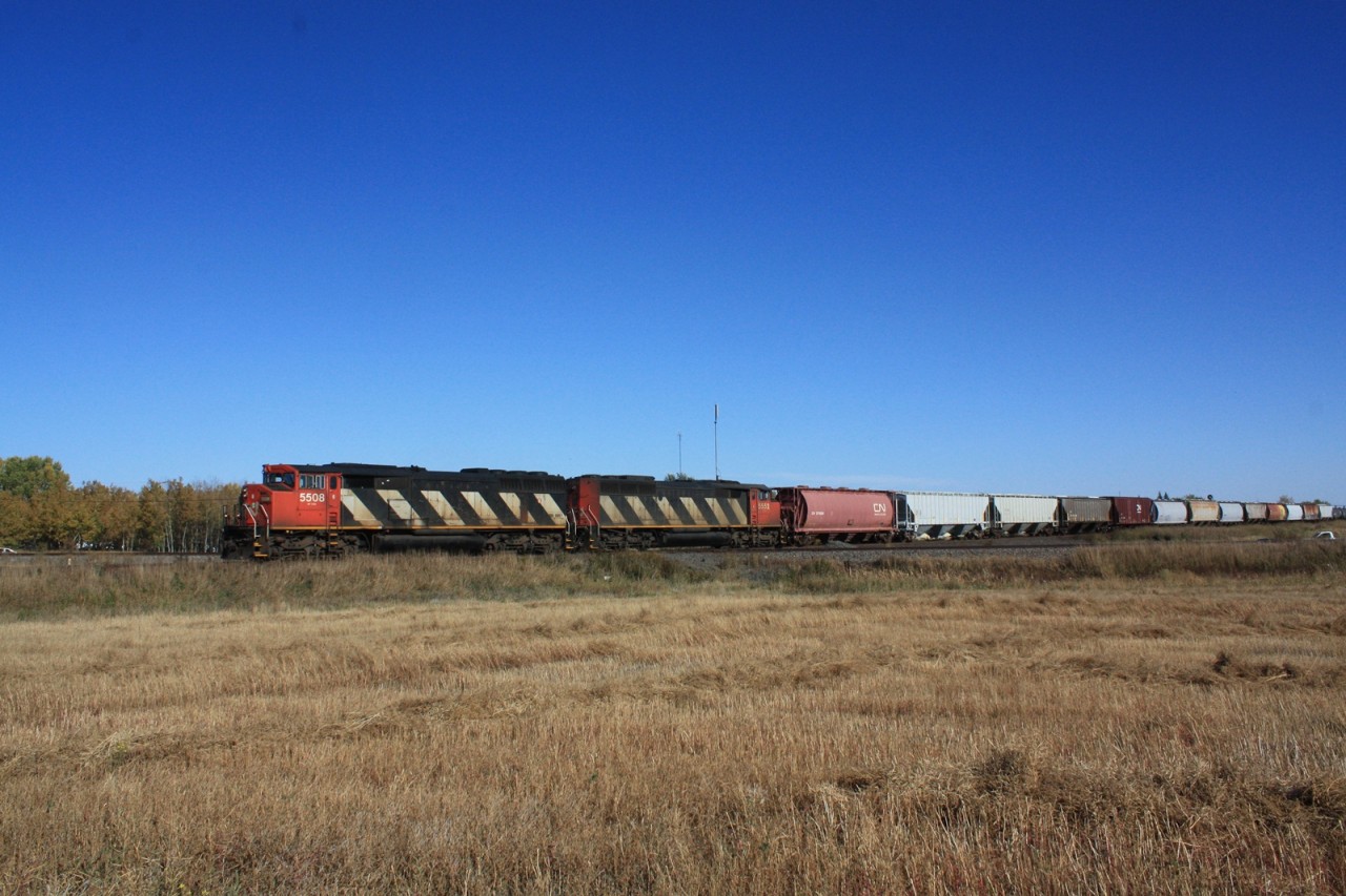 CN 453 pounds the CN/CP diamond at Nokomis with a handful of cars and two SD60F's. Myself and Stefano enjoyed a chuckle or two as this train put a 168 car CN 106 in the hole.