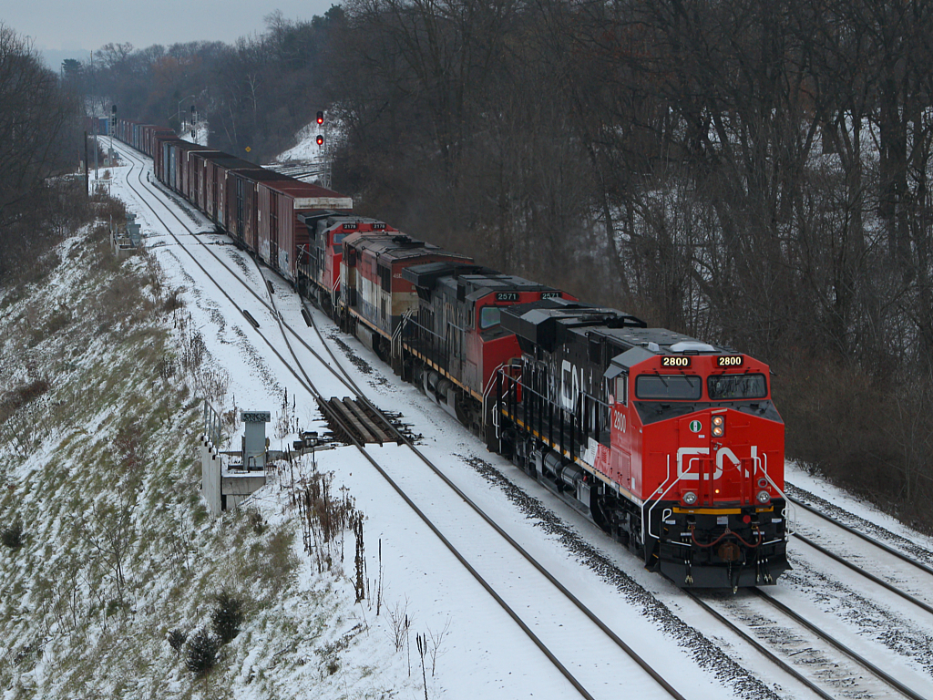 The class unit of CN's first AC power leads CN 422 through Bayview Jct. It was a nice surprise to see a new unit leading rather than dead in transit.
