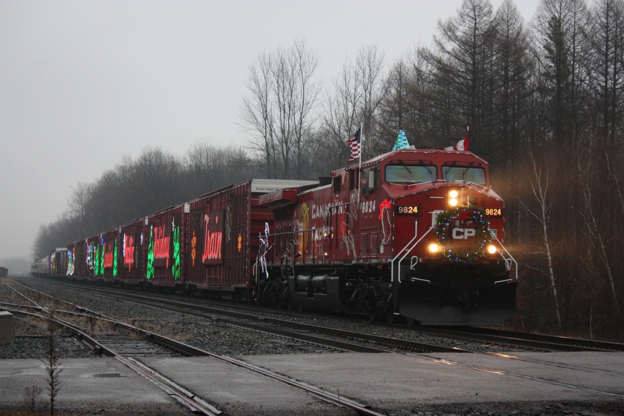 CP's Holiday Train departs Guelph Jct. off the Hamilton Sub. for its next stop at Galt.
