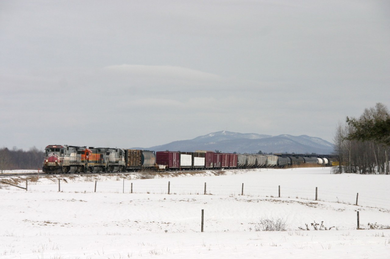 The extra #1 on way to Montréal with the Mount Shefford behind !