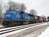 NS 369 crosses over the International Bridge in to Canada with a few new toys for CN in the form of CN 2286 and CN 2283.