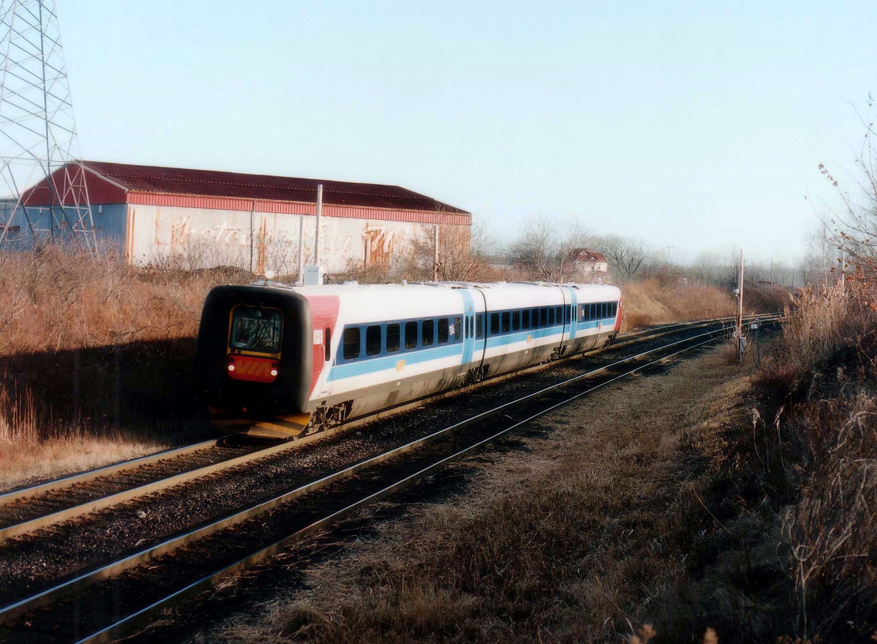 The IC3 Flexliner.  Another one of those VIA experiments, now almost forgotten. This was suppost to be a 6 month experiment in Southern Ontario with 2 Flexliner sets, designed and built by ADtranz, a new company spin off from ABB and Daimler-Benz. Over 200 sets of these Danish-built trains were operating in Europe in 1996. The Flex went into service Sept 29/96. Incidents in which the trainsets were not reliably activating track circuits resulted in them being pulled the very next day. After 7 weeks they were seen fit to return after tests and modifications. The trial service ended for one set in late March and the other early May of 1997. VIA felt this modern equipment would not "fit their needs".