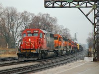 CN 391 arrives at Brantford to do it's work in the yard with a steller consist of CN 5365, BNSF 6813, BNSF 1722 (SD9), CN 7069, CN 257 and CN 7246