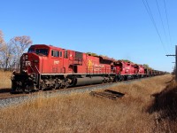 CP 9117 leads two other EMDs through Melbourne.