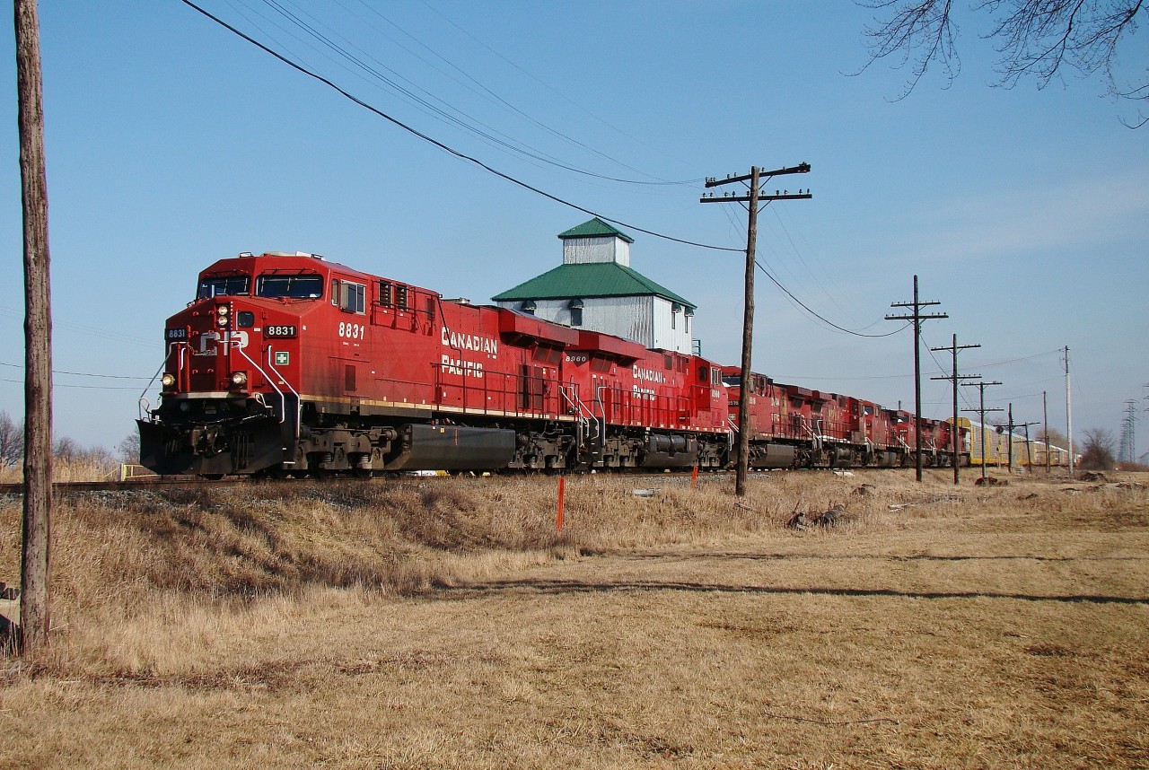 After sleeping track side for almost an hour, this guy was a nice surprise as CP 8831 leads seven other GE sisters through Elmstead on the head of 241.