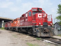 During the strike, no one could be sure when these engines would return to service. But they were ticking away as usual, and a scan of the yard found no picket lines as we would find later that day in London, so we were clear to shoot.