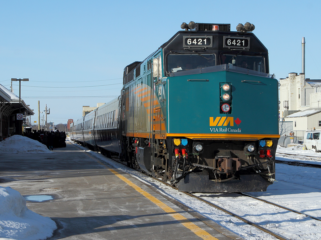 VIA 84 arrives into Kitchener to a crowd of eager travelers.