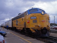 ONR train 129, the Northland, stopping at Cochrane, to continue with two cars to Kapuskasing, FP-7 engine having pulled it overnight from Toronto.