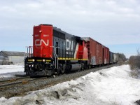 CN 514 is riding Long hood forward on its way to Bécancour.
