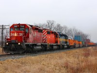 I wasn't really expecting to railfan today, but Andrew Poole warned me of this HOT 142 with one of four remaining STL&H SD40-2's leading a pair of leased units. Now this I couldn't miss! Regardless of the damp overcast afternoon and my freshly washed car I highballed it out to Caledonia road, just East of Chatham. A decision I won't regret!