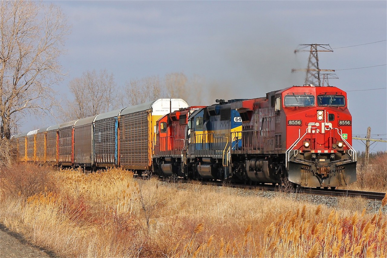 CP 147 had a little surprise for me in the form of some trailing EMD products. But unfortunately there was a GE in the way of my shot...