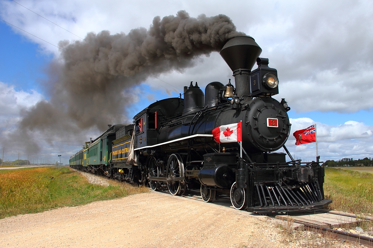 No 3 steams back to Inkster Junction.