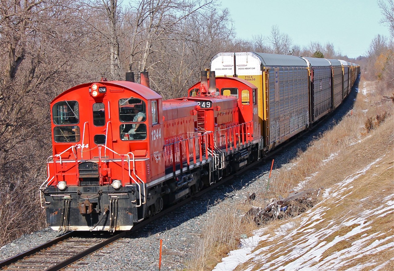 The OSR Woodstock job returns from work as it enters Ingersoll with two ex CP Rail SW1200's in the lead.