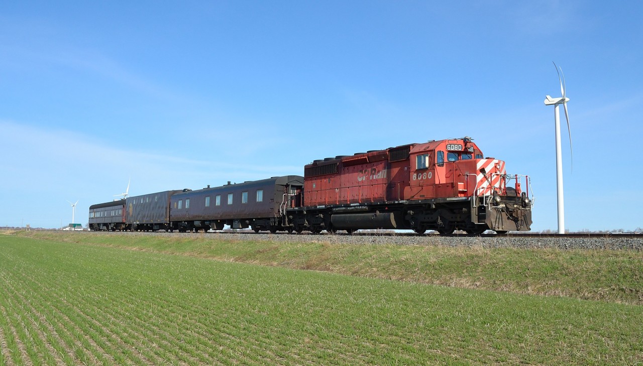 The CP Tec train heads eastbound along the Windsor Sub at Haycroft mile.